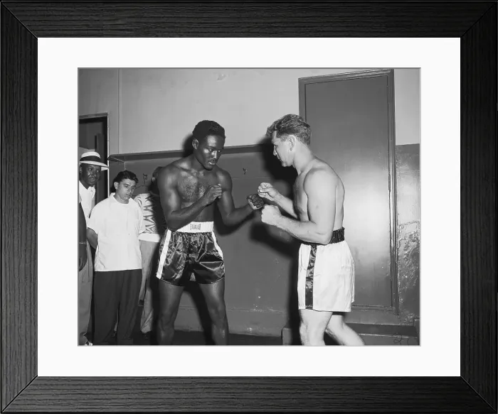 Framed Print : Charles Ezzard and Gus Lesnivich Squaring Off Framed Print : Charles Ezzard and Gus Lesnivich Squaring Off