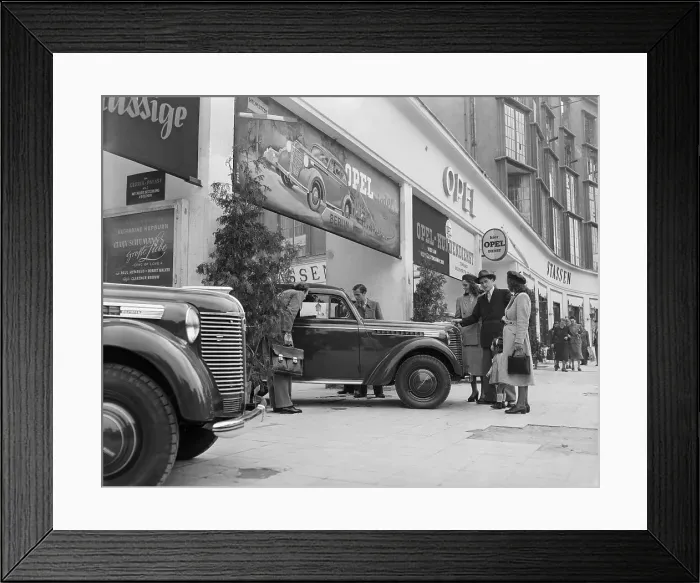 Framed Print : Automobile Showrooms in Berlin Framed Print : Automobile Showrooms in Berlin