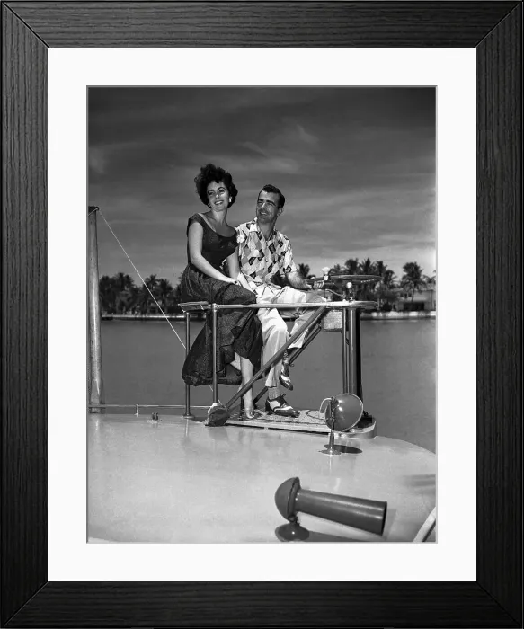 Framed Print : Elizabeth Taylor and Fiance William Pawley Framed Print : Elizabeth Taylor and Fiance William Pawley