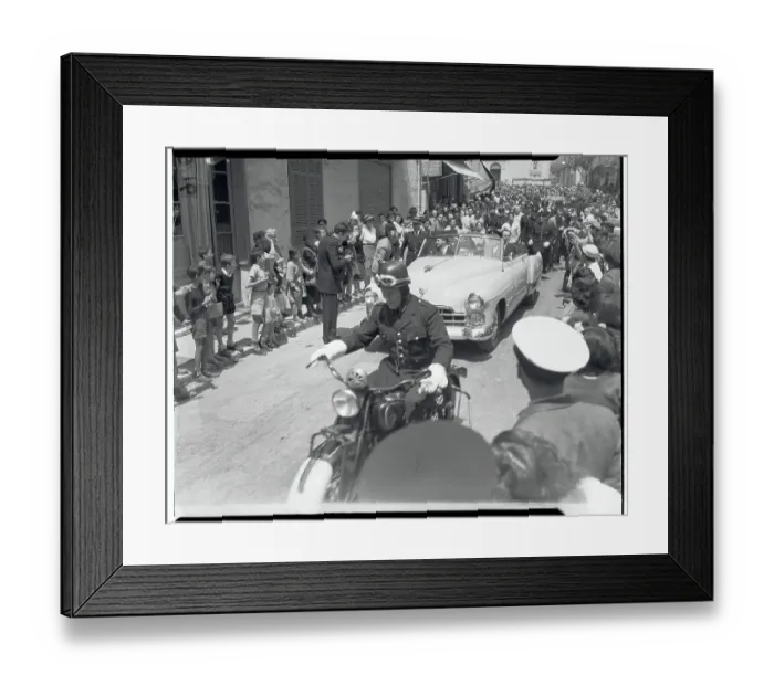 Framed Print : Rita Hayworth in Motorcade Framed Print : Rita Hayworth in Motorcade