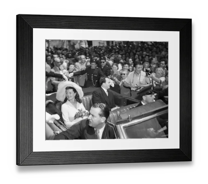 Framed Print : Rita Hayworth And Husband Ali Khan Framed Print : Rita Hayworth And Husband Ali Khan