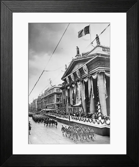 Framed Print : Big Day in the Little Bit of Heaven Framed Print : Big Day in the Little Bit of Heaven