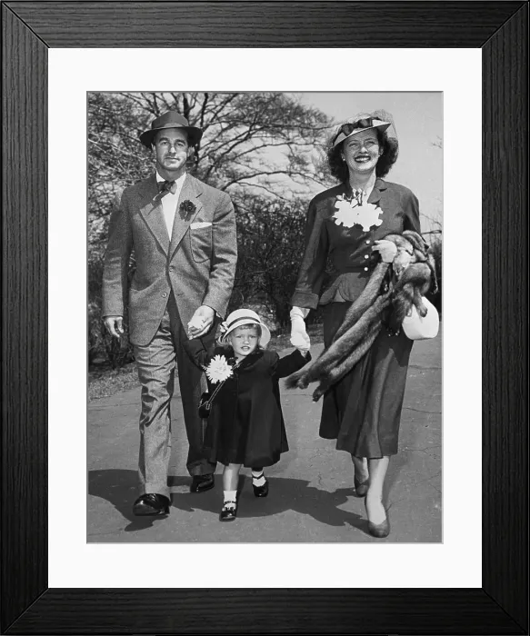 Framed Print : Bette Davis and Family Walking in Central Park Framed Print : Bette Davis and Family Walking in Central Park
