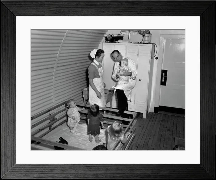 Framed Print : Refugee Children in Germany, 1949 Framed Print : Refugee Children in Germany, 1949