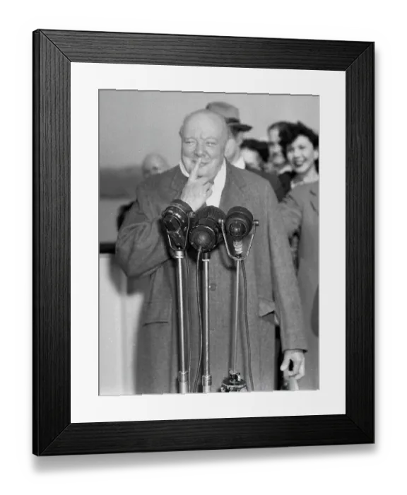 Framed Print : Portrait of Sir Winston Churchill Framed Print : Portrait of Sir Winston Churchill