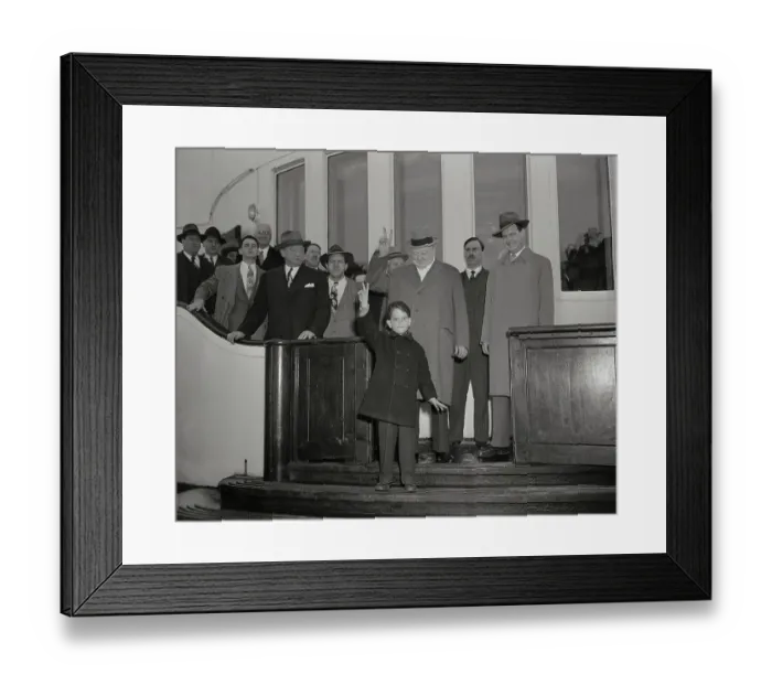 Framed Print : Little Boy and Winston Churchill Making Victory Sign Framed Print : Little Boy and Winston Churchill Making Victory Sign