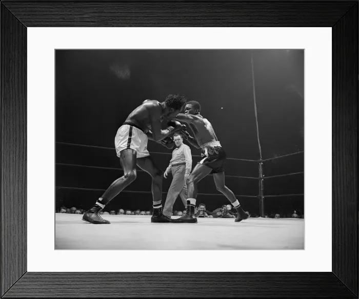 Framed Print : Ike Williams Boxing Against Kid Gavilan
