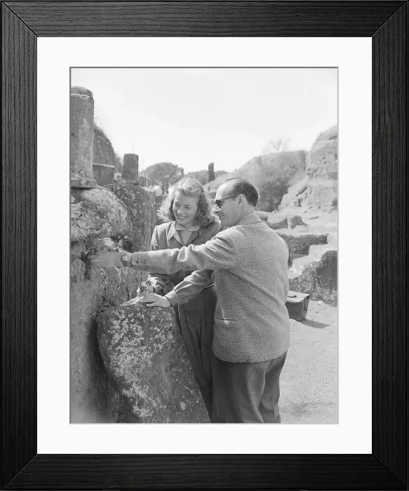 Framed Print : Actress Ingrid Bergman and Director Roberto Rossellini Framed Print : Actress Ingrid Bergman and Director Roberto Rossellini
