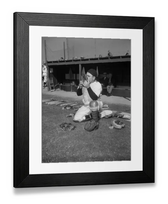 Framed Print : Yogi Berra Kissing Catchers Mitt Framed Print : Yogi Berra Kissing Catchers Mitt