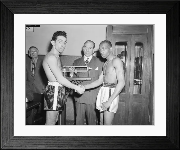 Framed Print : Sandy Saddler and Willie Pep Shake Hands Framed Print : Sandy Saddler and Willie Pep Shake Hands