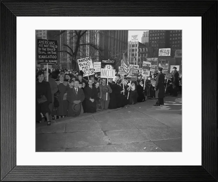 Framed Print : Protesters of Many Faiths Demonstrate at City Hall Framed Print : Protesters of Many Faiths Demonstrate at City Hall