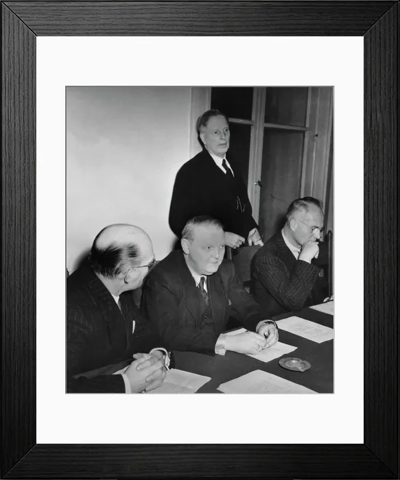Framed Print : Frankfurt Economic Administration Framed Print : Frankfurt Economic Administration