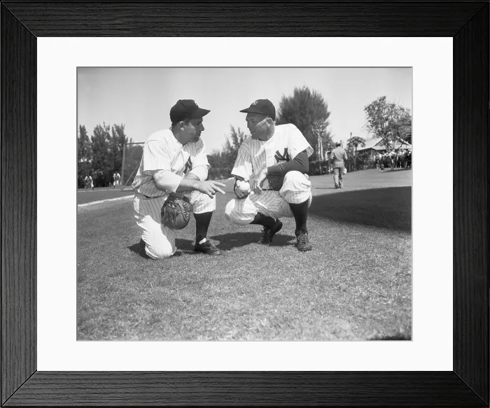 Framed Print : Yogi Berra Speaking with Manager Framed Print : Yogi Berra Speaking with Manager