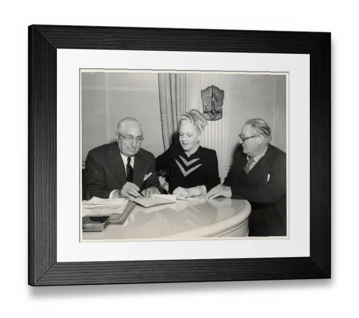 Framed Print : Ethel Barrymore Signing MGM Contract Framed Print : Ethel Barrymore Signing MGM Contract