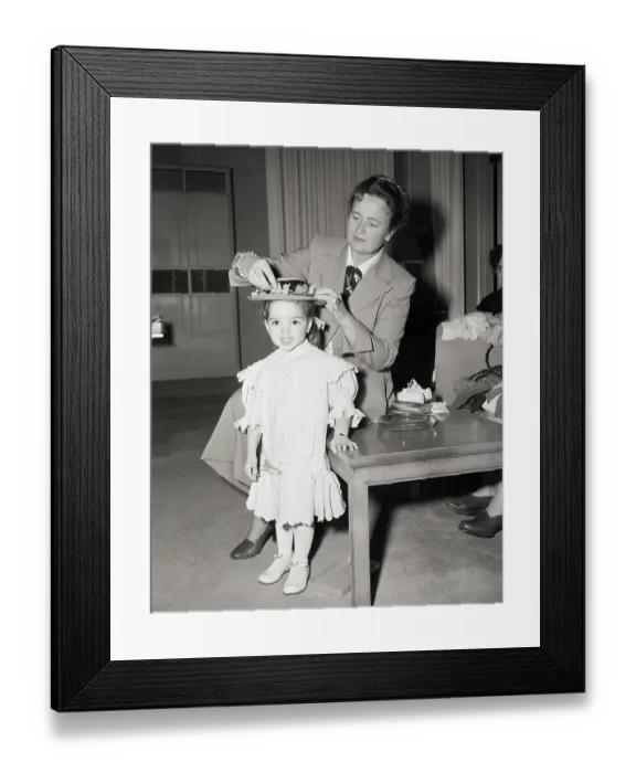 Framed Print : Liza Minnelli At Two Years Old Framed Print : Liza Minnelli At Two Years Old