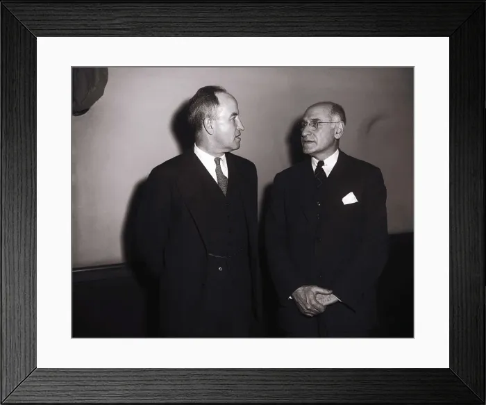 Framed Print : Psychiatrists of Alger Hiss Perjury Trial Framed Print : Psychiatrists of Alger Hiss Perjury Trial