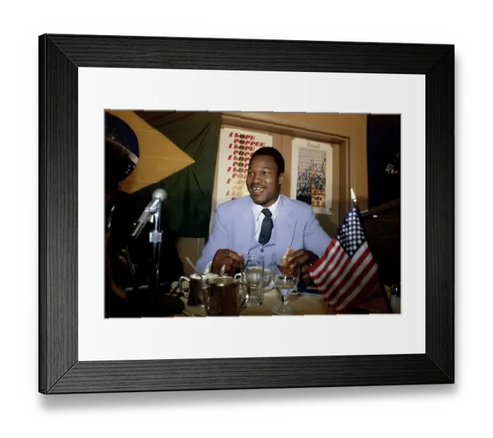 Framed Print : Larry Holmes Framed Print : Larry Holmes