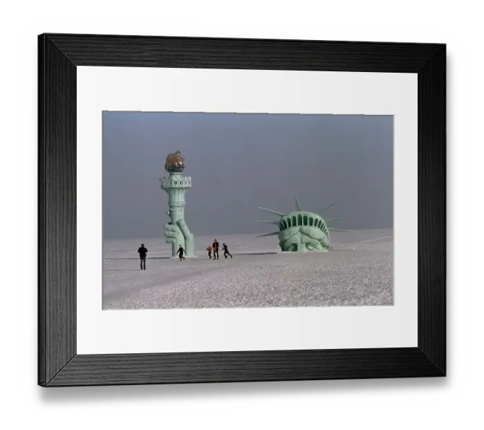 Framed Print : Sunken Statue Of Liberty