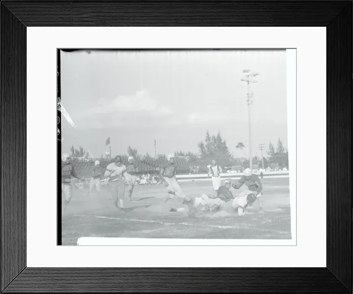 Framed Print : Running Play During the Orange Bowl Framed Print : Running Play During the Orange Bowl