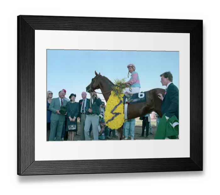 Framed Print : Willie Shoemaker Riding Ferdinand in Winner's Circle Framed Print : Willie Shoemaker Riding Ferdinand in Winner's Circle