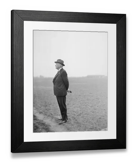 Framed Print : William Woodward Sr. Watching Bridgehampton Purse Framed Print : William Woodward Sr. Watching Bridgehampton Purse
