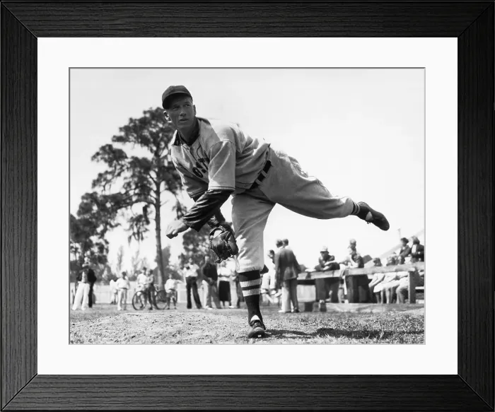 Framed Print : Bob Lefty Grove In Mid-Pitch