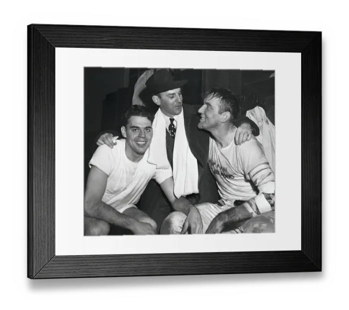 Framed Print : Paul Brown With Arms Around Two Players Framed Print : Paul Brown With Arms Around Two Players