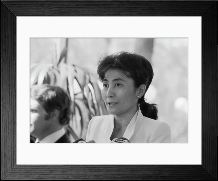 Framed Print : Portrait of Yoko Ono Framed Print : Portrait of Yoko Ono