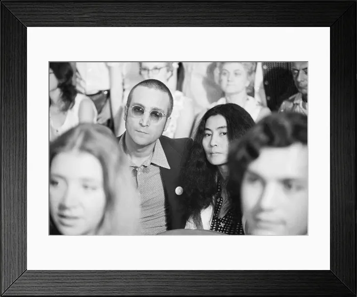 Framed Print : John Lennon W / Short Haircut & Yoko Ono Framed Print : John Lennon W / Short Haircut & Yoko Ono
