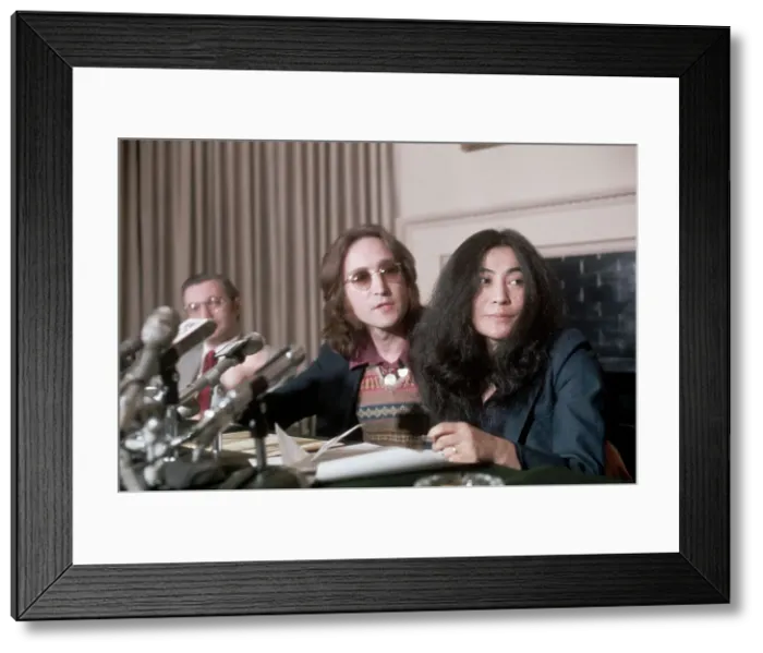 Framed Print : John Lennon And Yoko Ono At Press Conf Framed Print : John Lennon And Yoko Ono At Press Conf