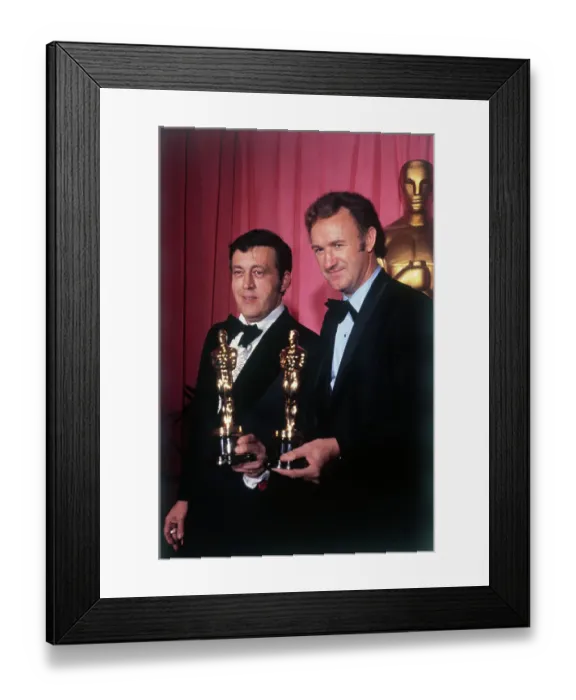 Framed Print : Gene Hackman and Philip D'Antoni Holding Oscars Framed Print : Gene Hackman and Philip D'Antoni Holding Oscars