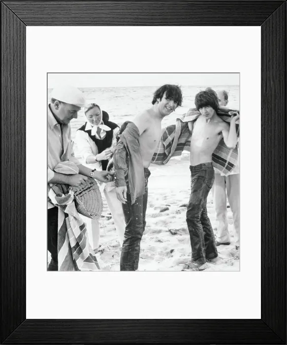 Framed Print : George Harrison and John Lennon Drying Off