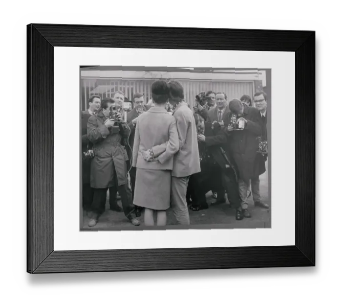 Framed Print : Ringo Starr Embracing Maureen Cox Framed Print : Ringo Starr Embracing Maureen Cox
