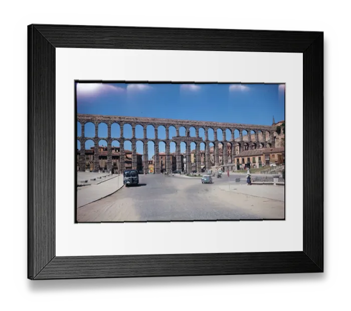 Framed Print : View of Roman Aqueduct in Spain