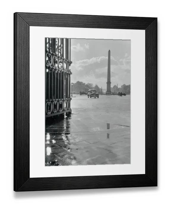 Framed Print : Place de la Concorde with Automobile in Foreground Framed Print : Place de la Concorde with Automobile in Foreground