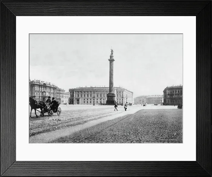 Framed Print : Alexander Monument in Palace Square Framed Print : Alexander Monument in Palace Square