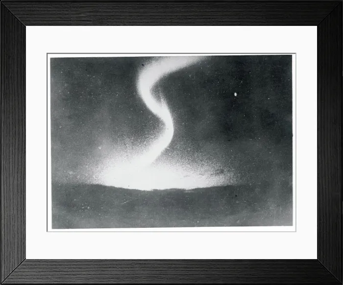 Framed Print : View of Whip of Light over Polar Skies Framed Print : View of Whip of Light over Polar Skies