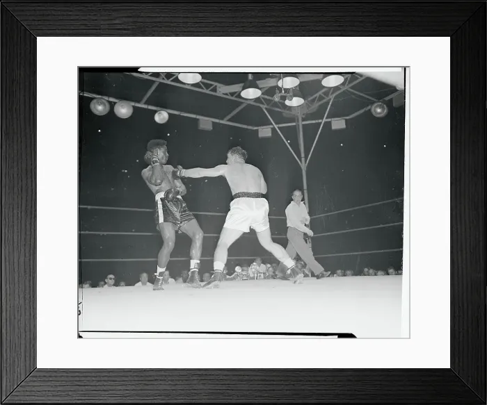 Framed Print : Gus Lesnevich Throwing a Left Punch Framed Print : Gus Lesnevich Throwing a Left Punch
