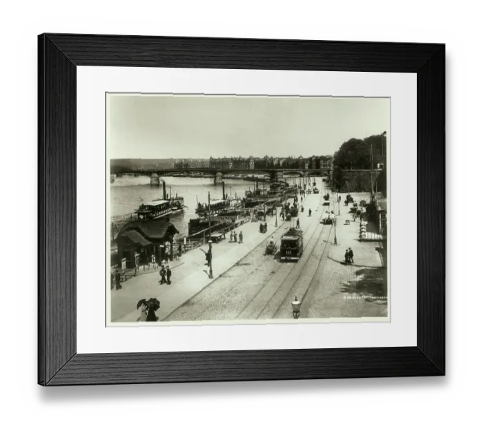 Framed Print : Teresen Embankment
