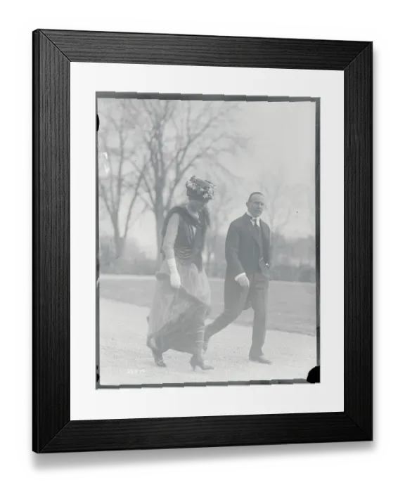 Framed Print : Bettmann Archive Framed Print : Bettmann Archive