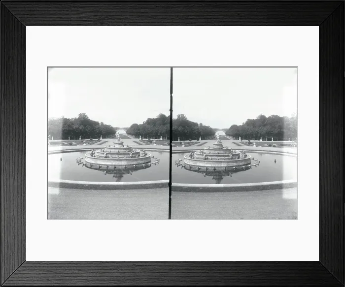 Framed Print : Fountain of Latone Framed Print : Fountain of Latone