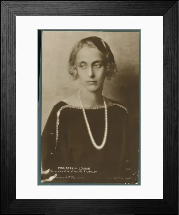 Framed Print : Portrait of Louise Mountbatten Framed Print : Portrait of Louise Mountbatten