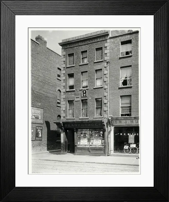 Framed Print : Tom Moarl House Framed Print : Tom Moarl House
