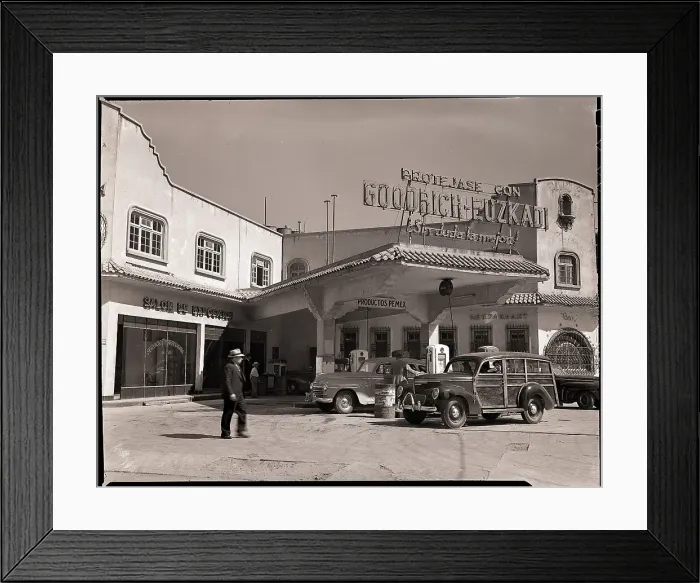Framed Print : A Gas Station In Mexico City Framed Print : A Gas Station In Mexico City