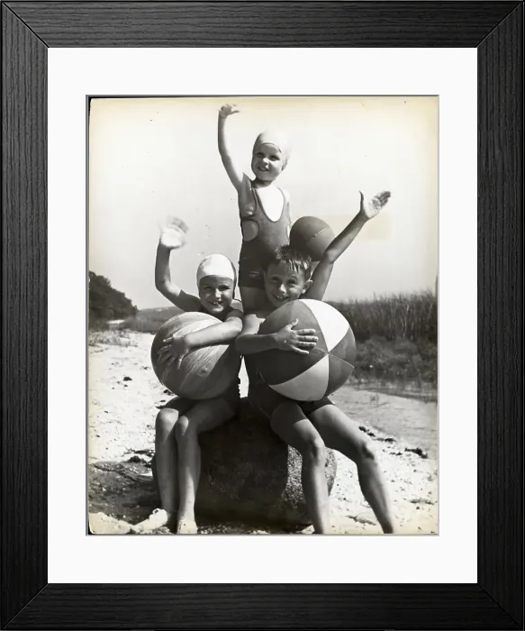 Framed Print : Children on Rock @ Beach Waving /  W / Balls
