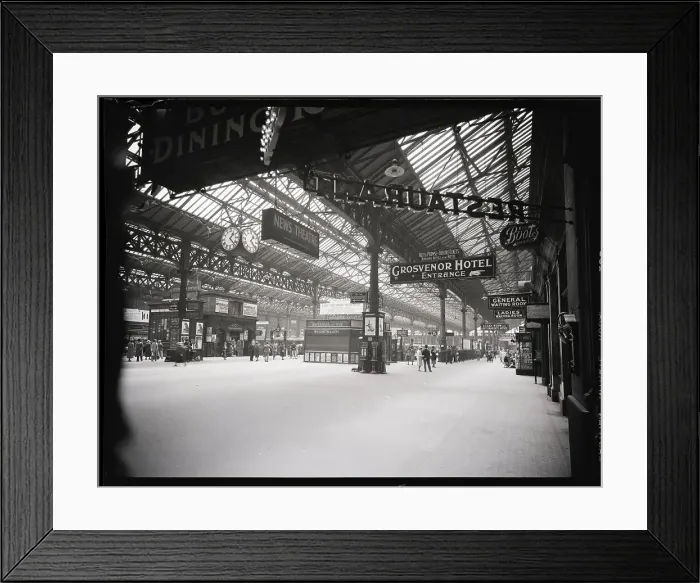 Framed Print : Interior Of Victoria Station / London Framed Print : Interior Of Victoria Station / London