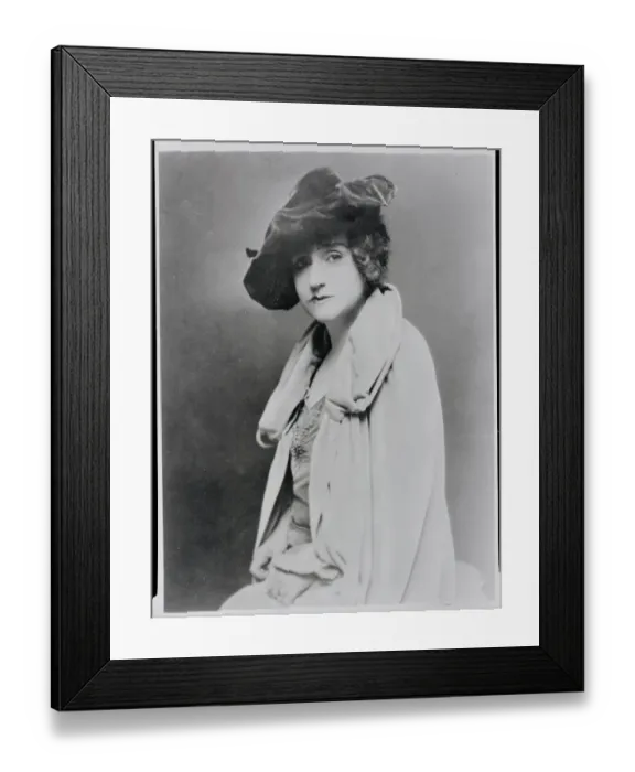 Framed Print : Portrait of Minnie Maddern Fiske Framed Print : Portrait of Minnie Maddern Fiske