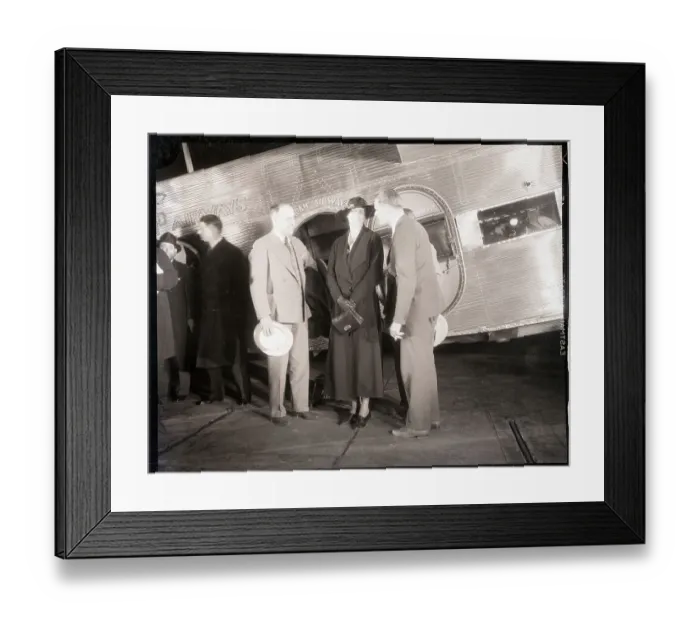 Framed Print : Eleanor Roosevelt And Son Elliott