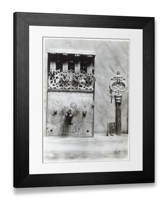 Framed Print : Ancient Door Lock And Key;Intricate Deta Framed Print : Ancient Door Lock And Key;Intricate Deta