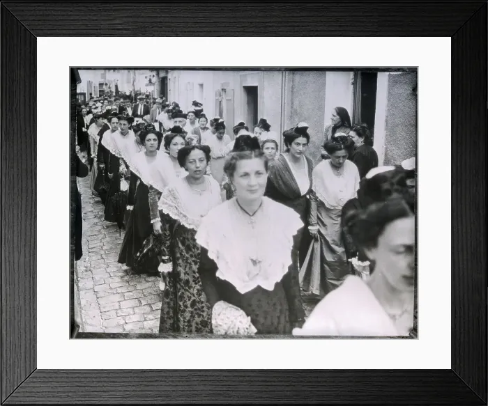 Framed Print : Women in Gypsy Pilgrimage Framed Print : Women in Gypsy Pilgrimage